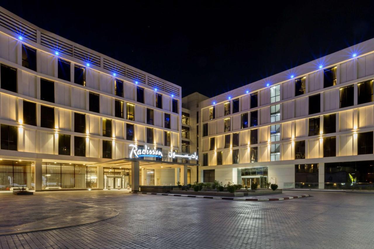 Radisson Hotel & Apartments Dammam Industrial City Eksteriør billede
