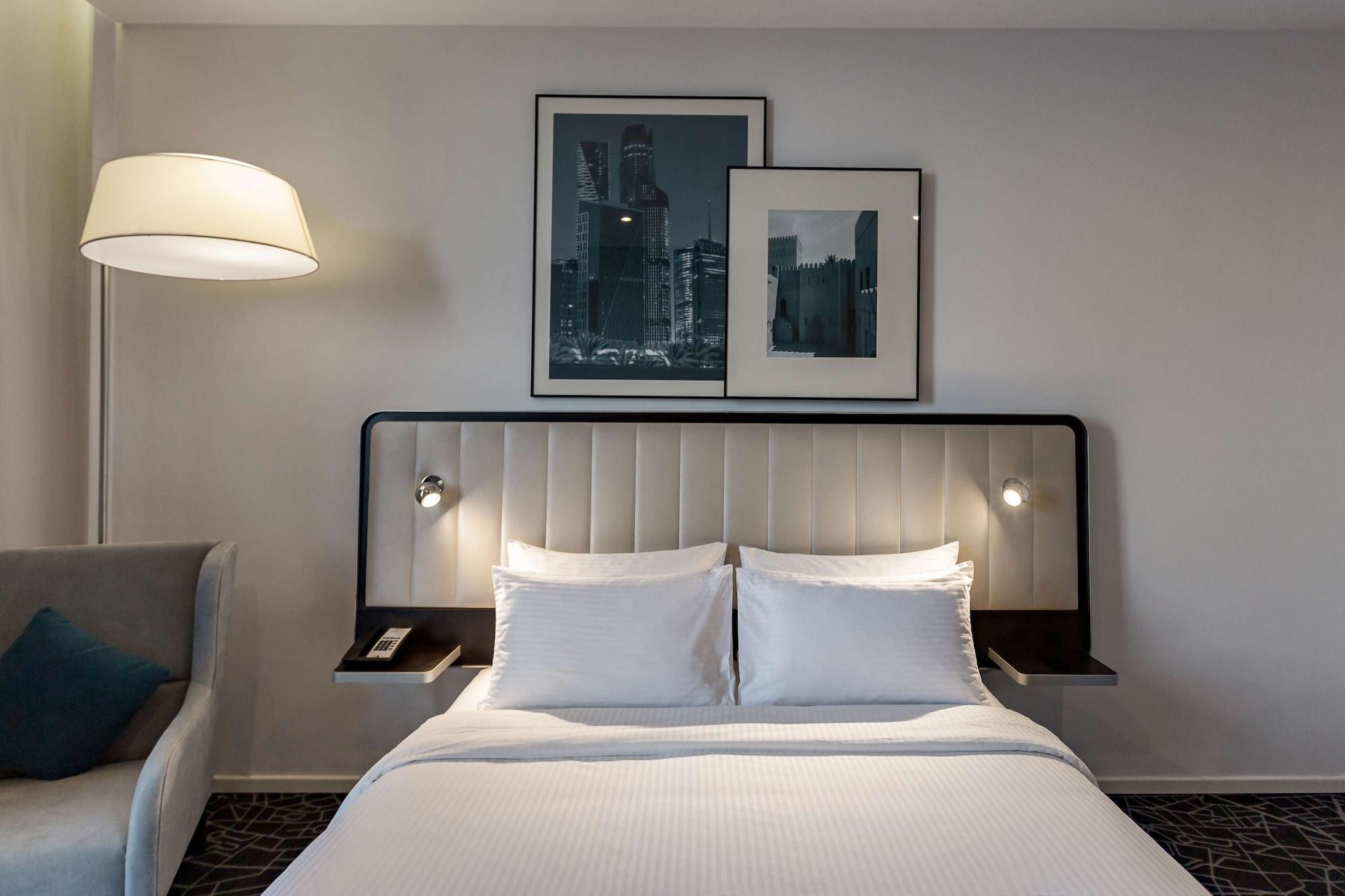 Radisson Hotel & Apartments Dammam Industrial City Eksteriør billede