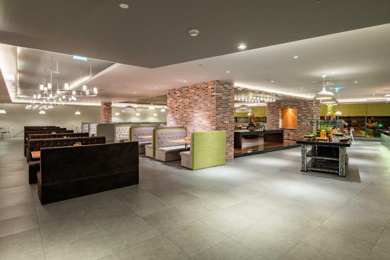 Radisson Hotel & Apartments Dammam Industrial City Eksteriør billede