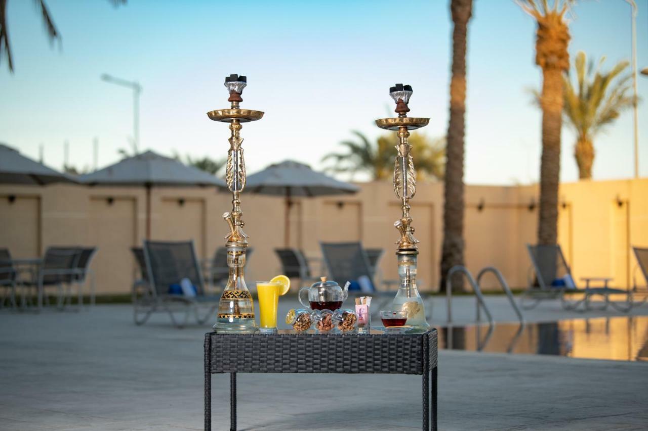 Radisson Hotel & Apartments Dammam Industrial City Eksteriør billede